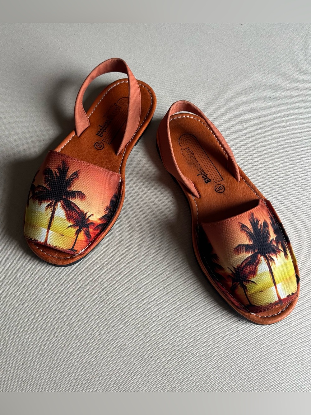 Jeffrey Campbell Ibiza Sunset Palm Slingback Sandals in Orange and Yellow/ EU 38